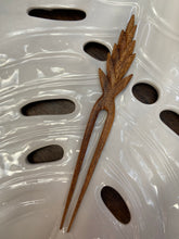 Load image into Gallery viewer, Torch Ginger