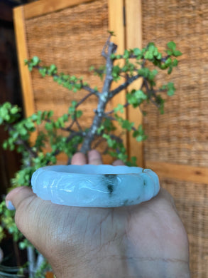 Size 7 1/2 White/Green Bangle