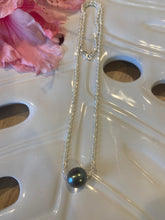 Load image into Gallery viewer, Silver Luxe Tahitian Pearl Necklace
