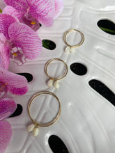 Load image into Gallery viewer, Pikake Hoop Earrings