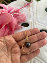 Load image into Gallery viewer, Mahina Tahitian Pearl Necklace