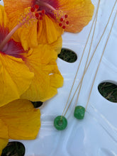 Load image into Gallery viewer, Green Apple Jade Necklaces