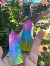 Load image into Gallery viewer, Rainbow Quartz