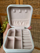 Load image into Gallery viewer, Travel Jewelry Case