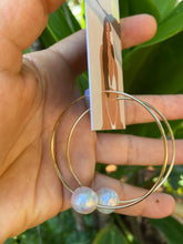 Load image into Gallery viewer, Tegan earrings
