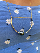 Load image into Gallery viewer, Olivia Necklace