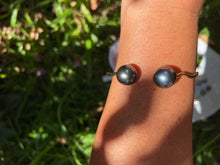 Load image into Gallery viewer, Kainui cuff 12 gauge GOLD