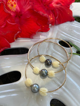 Load image into Gallery viewer, Malina Bangle with Tahitian Pearl