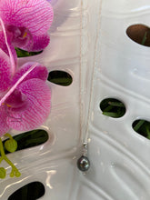 Load image into Gallery viewer, Pineapple Tahitian pearl necklace