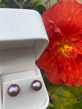 Load image into Gallery viewer, Lush Edison Pearl Stud Earrings