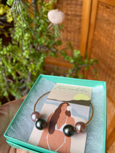 Load image into Gallery viewer, Tahitian/Edison pearl cuff